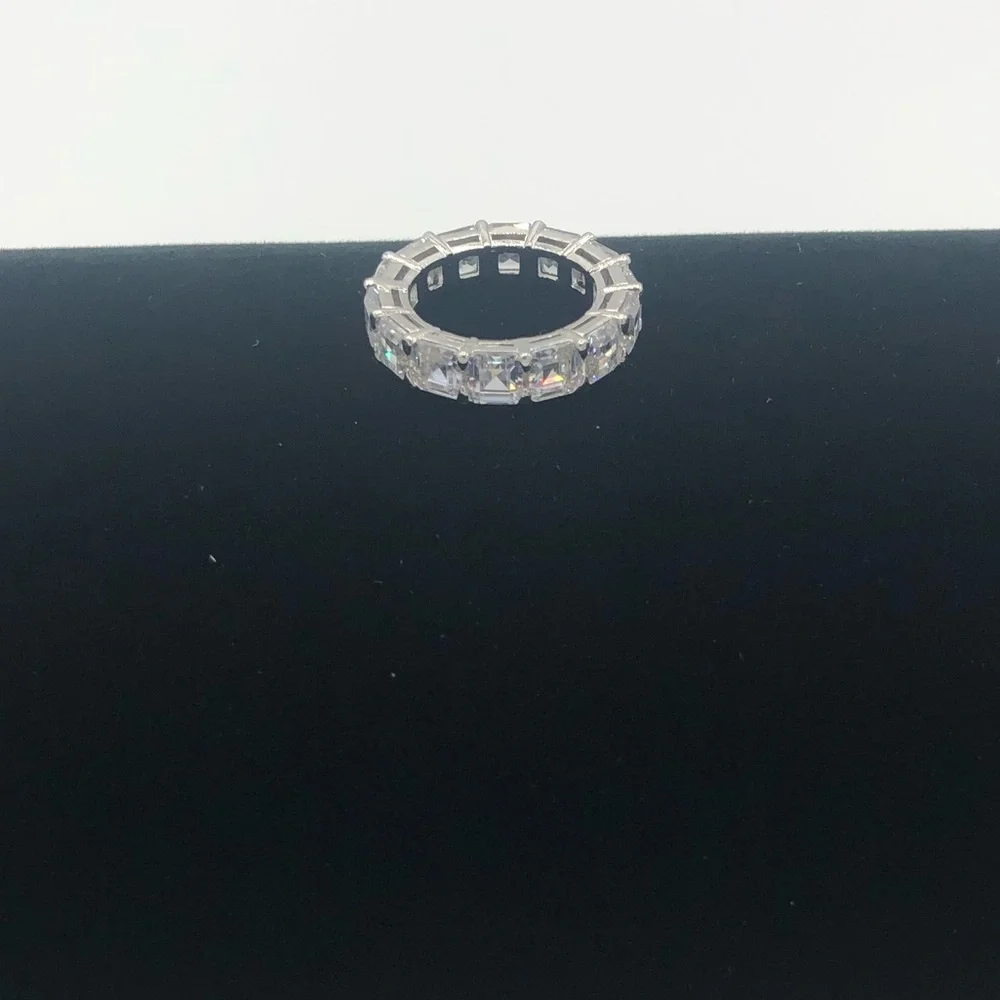 10ct Asscher Eternity Band - Picture 9 of 11